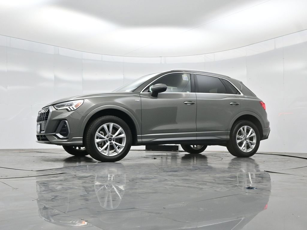 Used 2025 Audi Q3 2.0T Premium AWD/4WD image 48