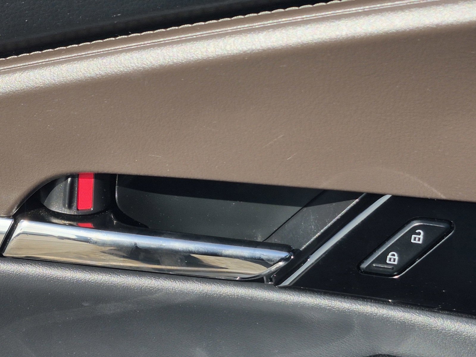 Used 2022 MAZDA CX-30 2.5 Turbo w/ Premium Package image 17