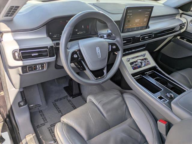 Used 2020 Lincoln Aviator Reserve w/ Equipment Group 202A image 10
