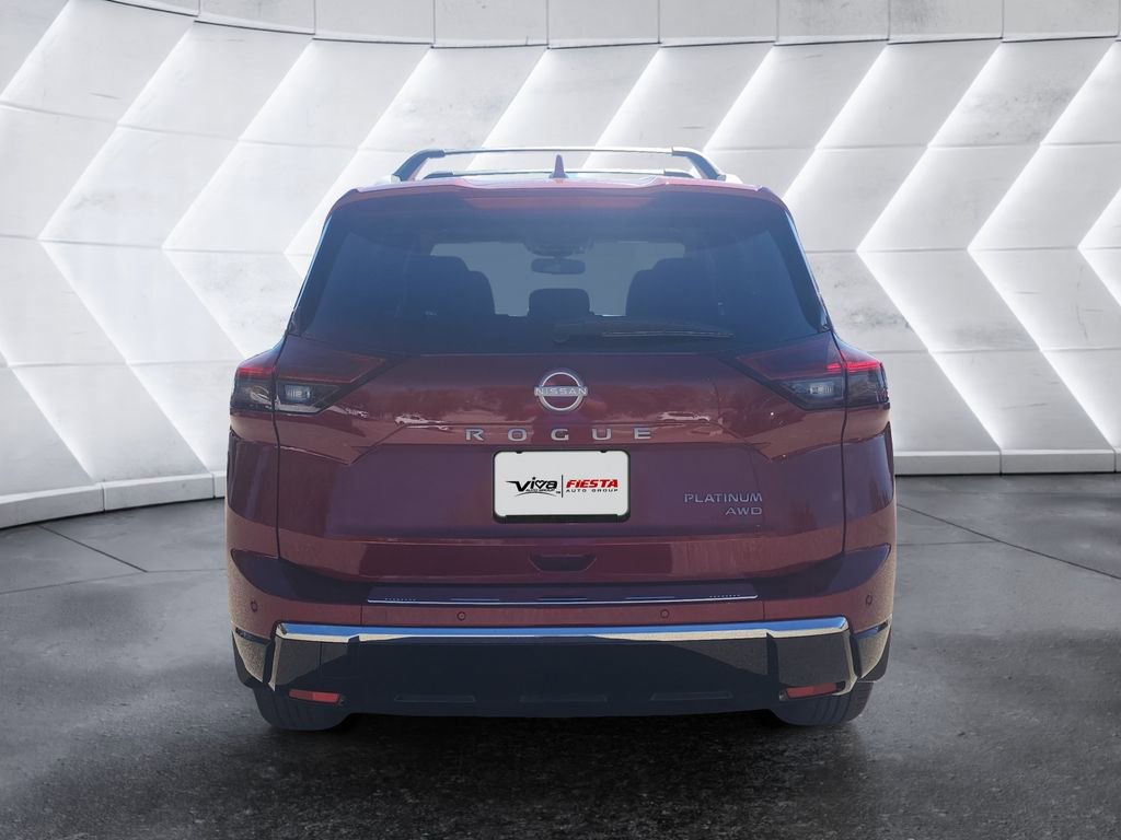 Used 2026 Nissan Rogue Platinum w/ Platinum Premium Package image 5