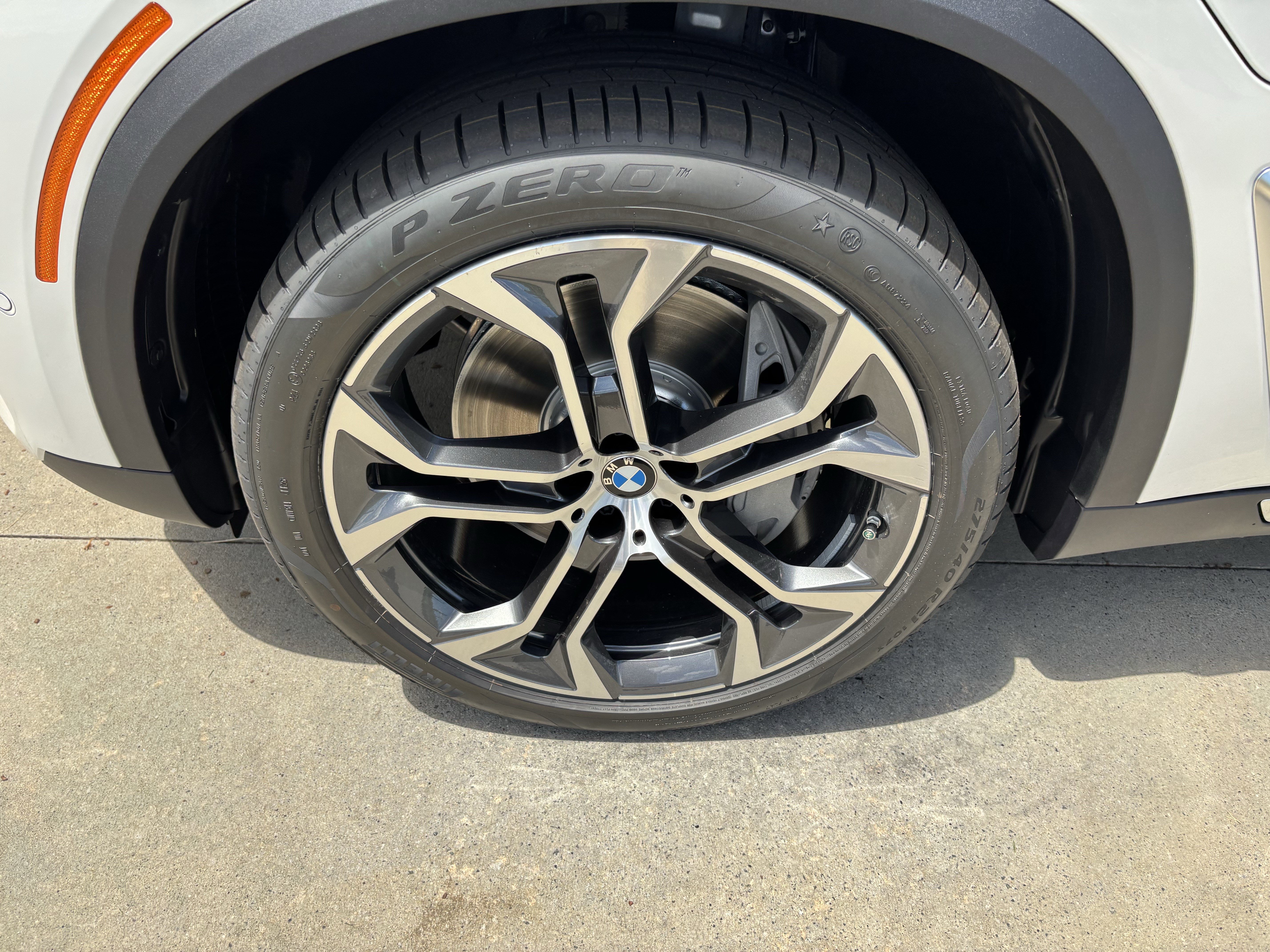 New 2026 BMW X5 xDrive50e AWD/4WD image 13