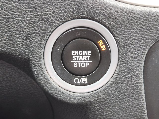 Used 2022 Dodge Charger SXT RWD image 18