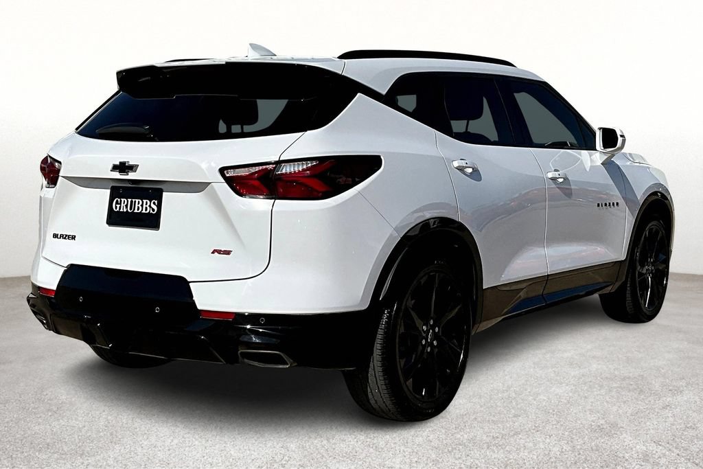 Used 2019 Chevrolet Blazer RS w/ Sun and Wheels Package FWD image 2