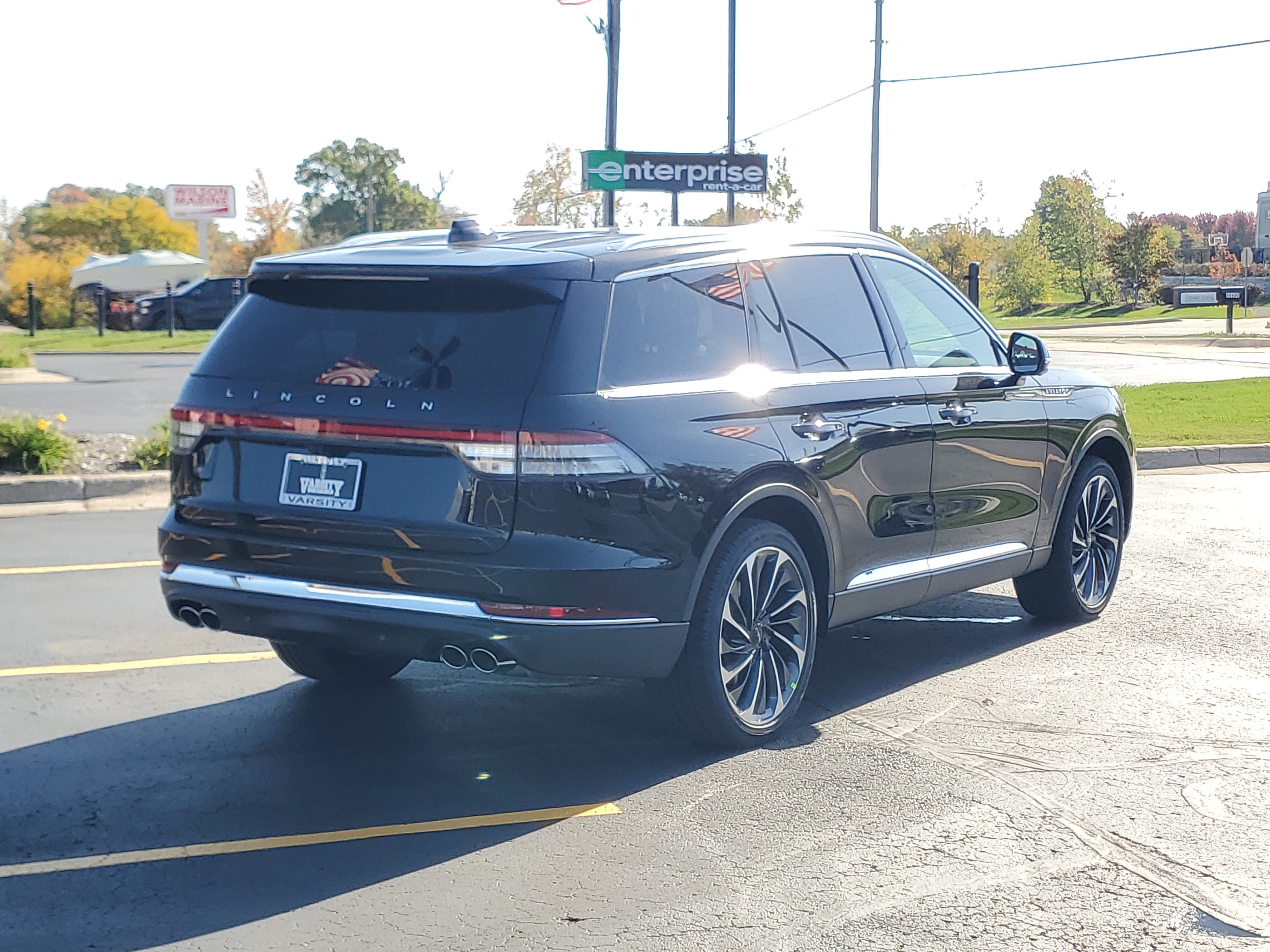 New 2027 Lincoln Aviator Reserve AWD/4WD image 4