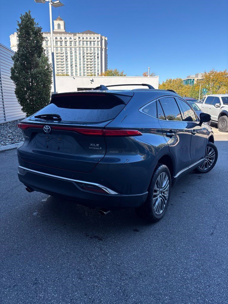 Used 2021 Toyota Venza XLE w/ Softex Package AWD/4WD image 6