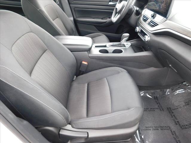 Used 2025 Nissan Altima 2.5 SV w/ SV Special Edition Package FWD image 27
