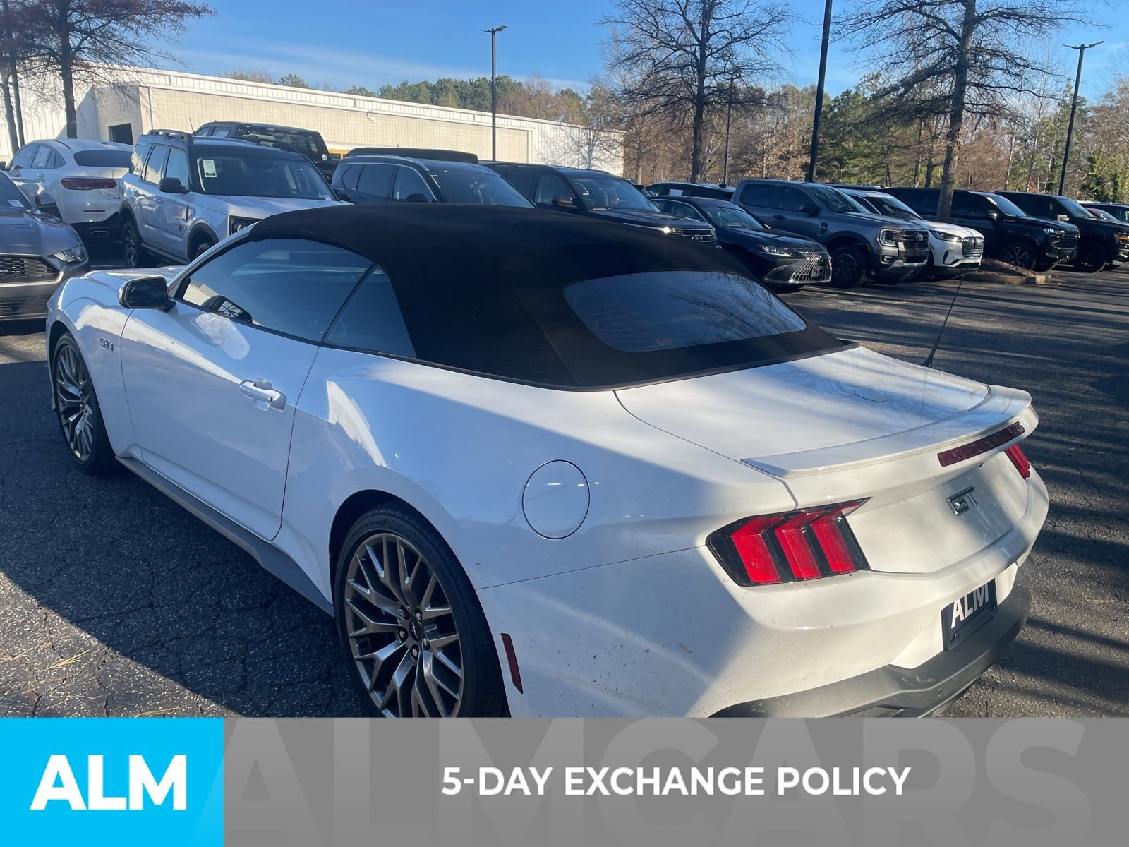 Used 2025 Ford Mustang GT Premium image 4