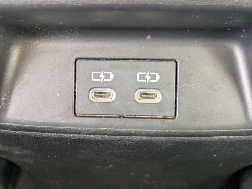 Used 2023 Toyota Corolla LE FWD image 15