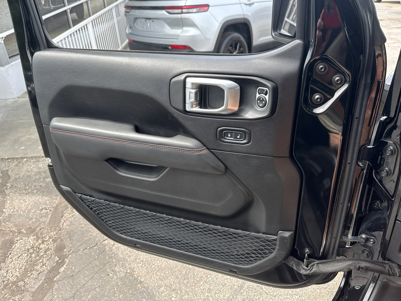 Used 2020 Jeep Gladiator Rubicon AWD/4WD image 18