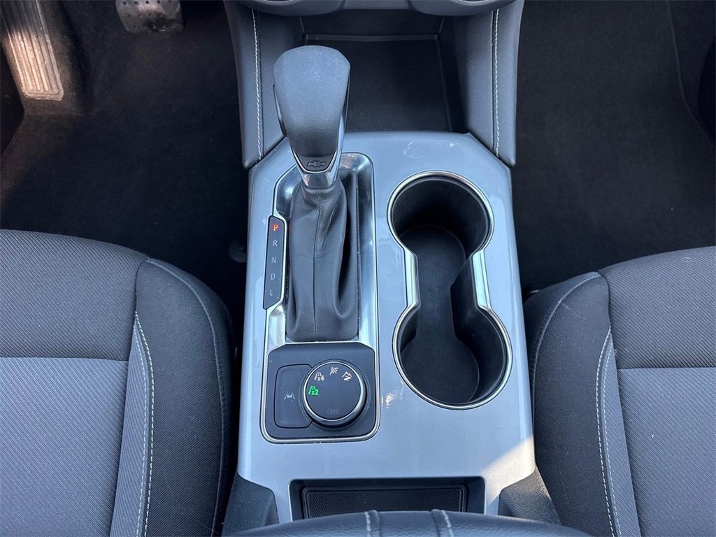 Used 2025 Chevrolet Blazer LT image 16