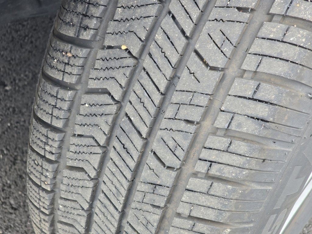 Used 2024 Nissan Rogue S image 31