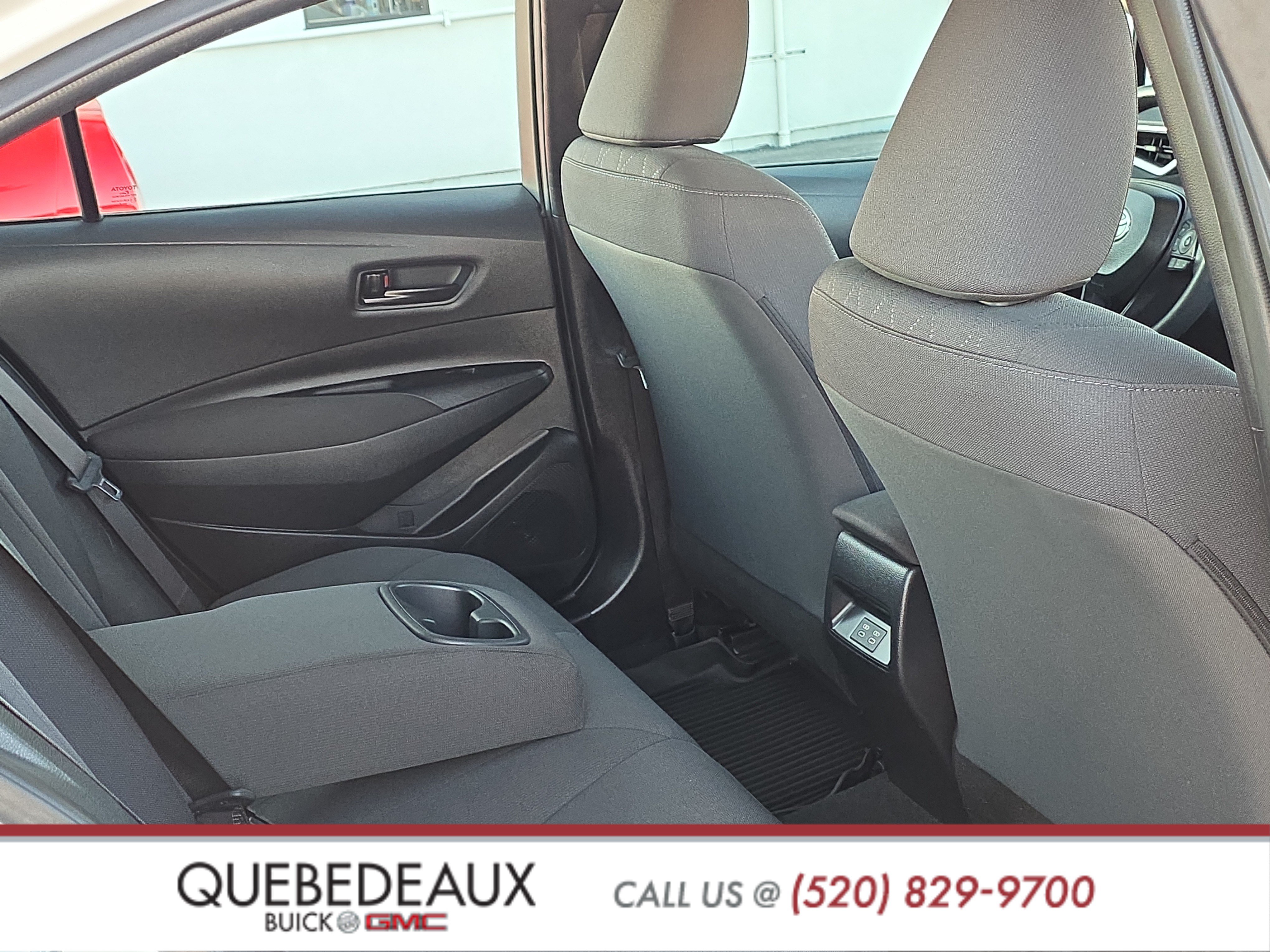 Used 2025 Toyota Corolla LE FWD image 23