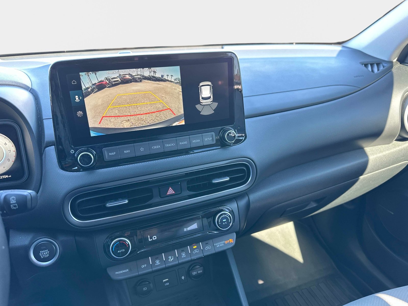 Used 2022 Hyundai Kona Limited image 26