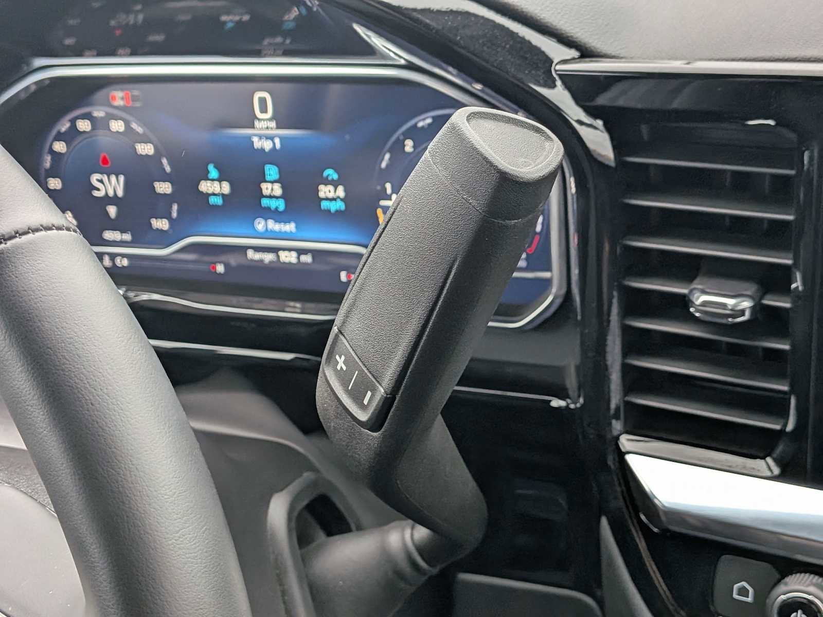 New 2025 Chevrolet Silverado 1500 LT image 30
