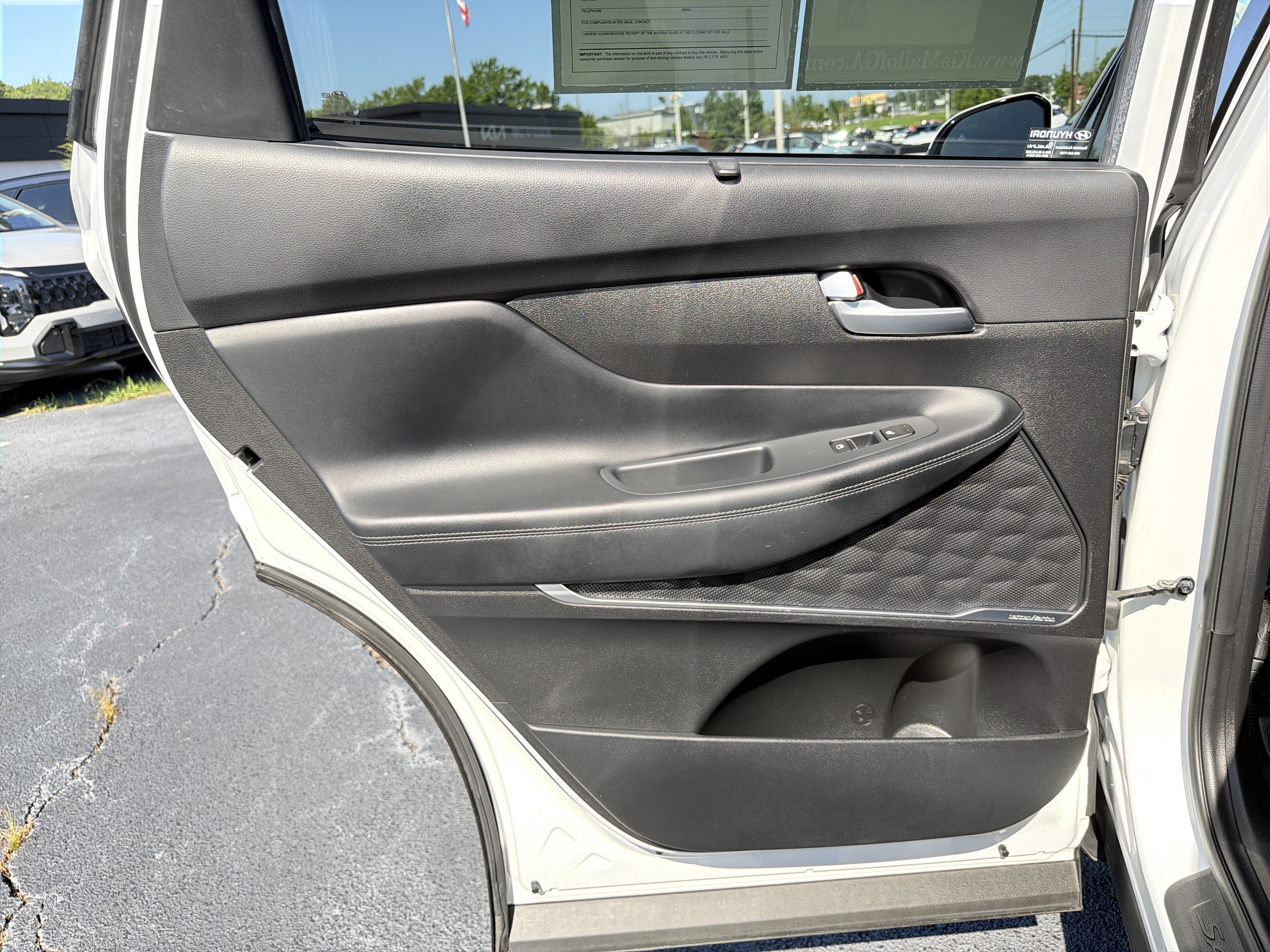Used 2022 Hyundai Santa Fe Limited w/ Cargo Package FWD image 20