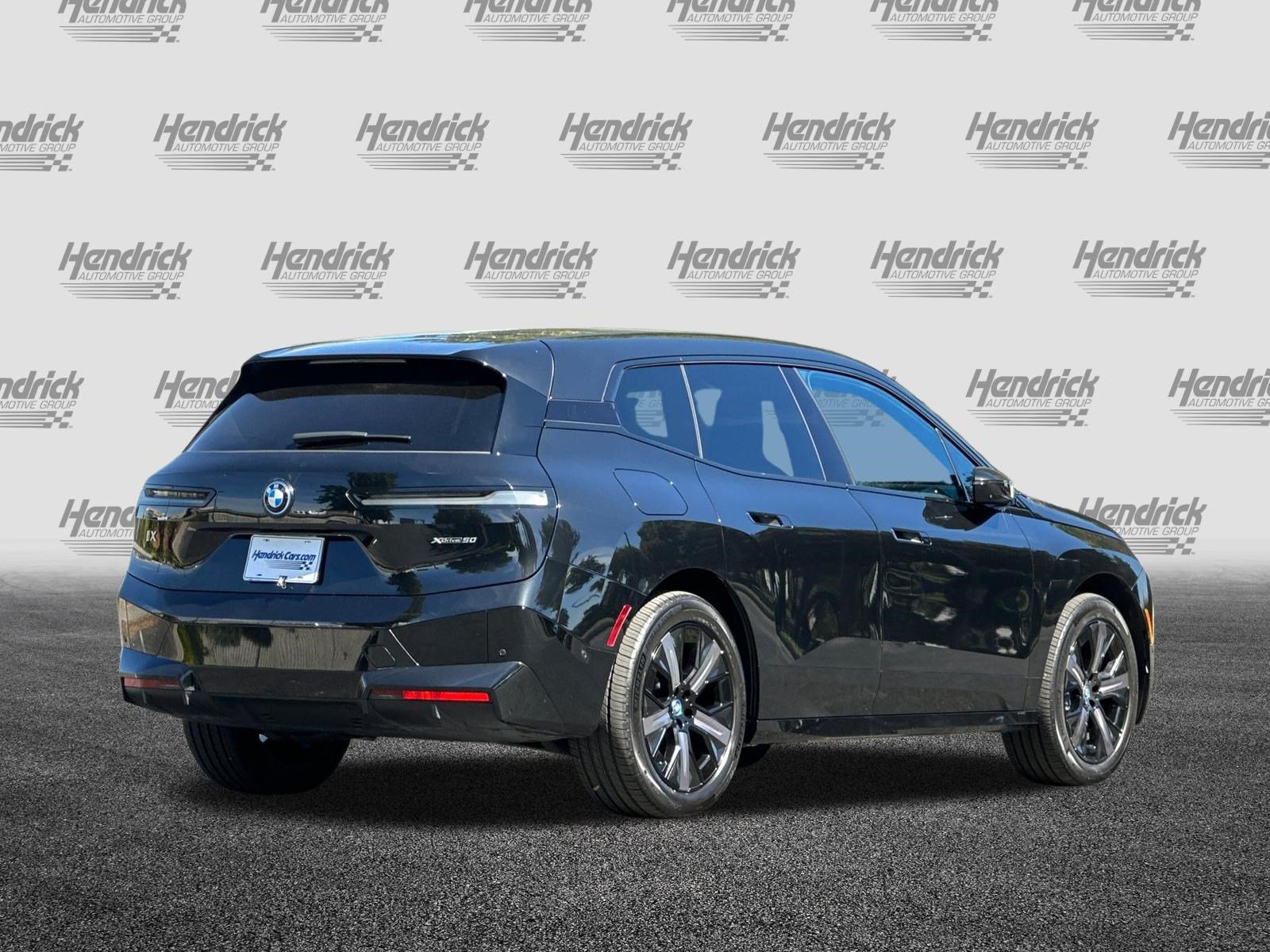 Certified 2024 BMW iX xDrive50 w/ Premium Package AWD/4WD image 5