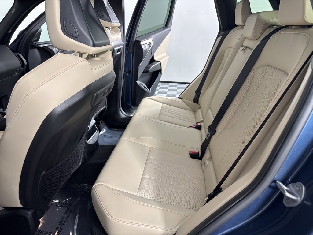 Used 2025 BMW X3 xDrive30i w/ Premium Package image 19