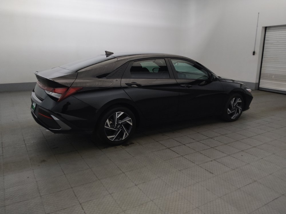 Used 2025 Hyundai Elantra Sport FWD image 10