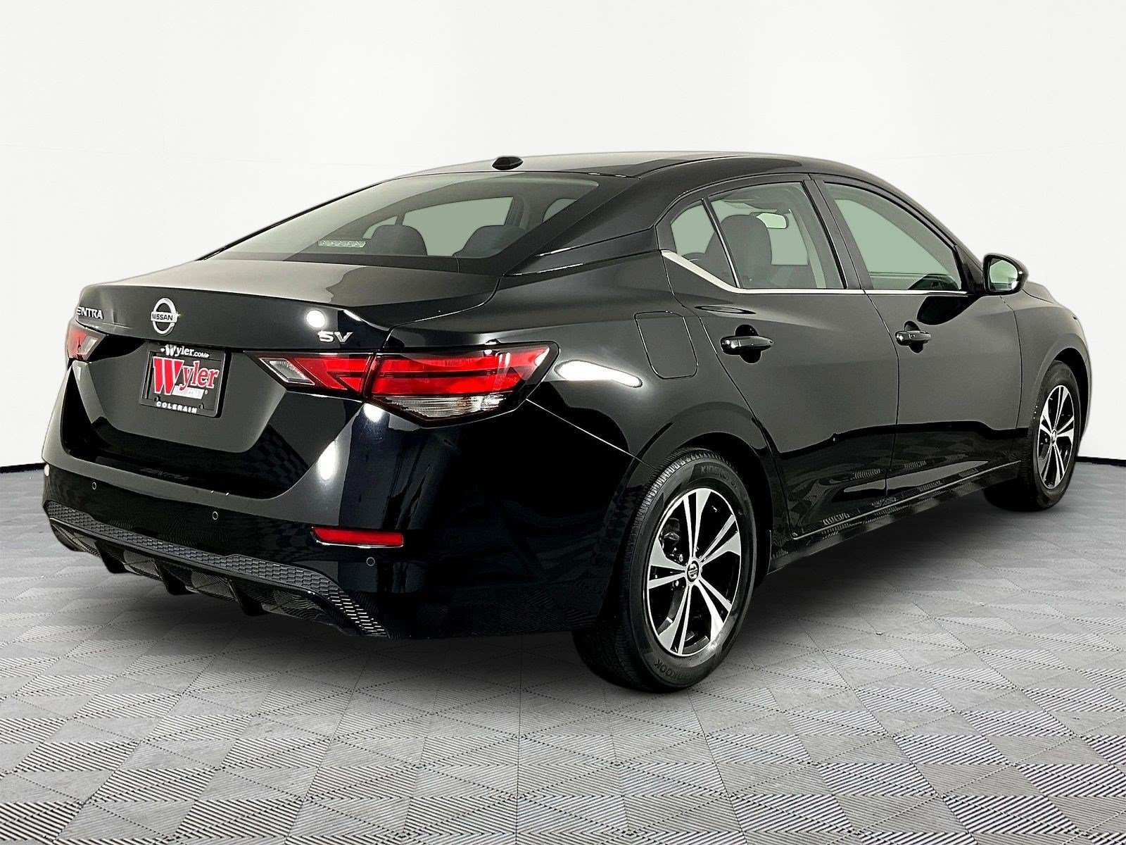 Certified 2022 Nissan Sentra SV w/ Trunk Package FWD image 6