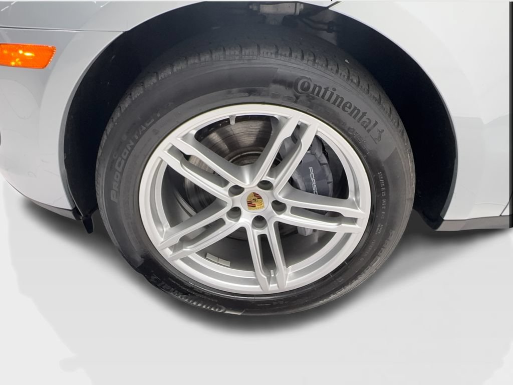 Used 2022 Porsche Macan AWD/4WD image 13