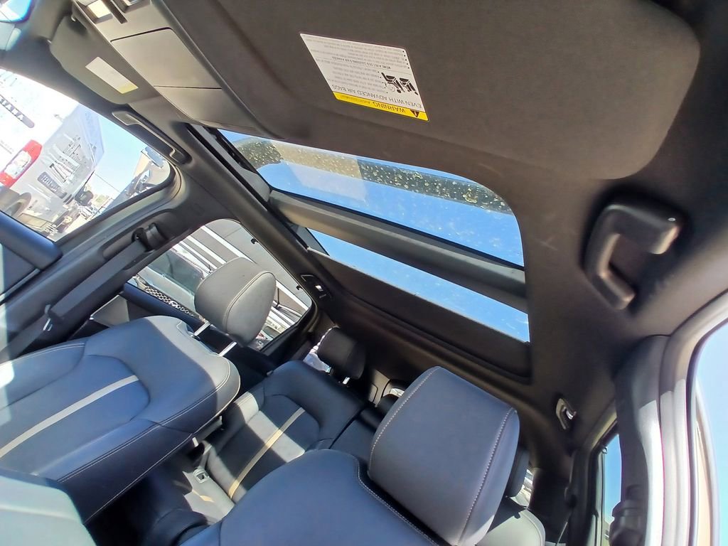 Used 2025 MAZDA CX-70 Plug-In Hybrid w/ Premium Plus image 12