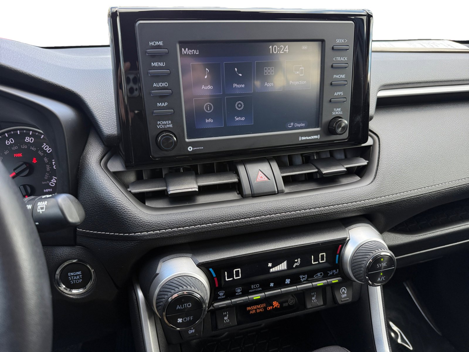 Used 2022 Toyota RAV4 XLE w/ Convenience Package image 12