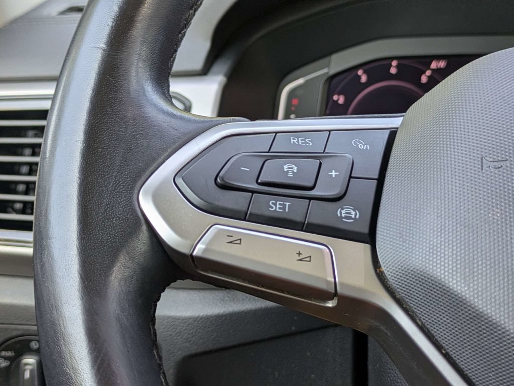 Used 2021 Volkswagen Atlas SEL AWD/4WD image 28