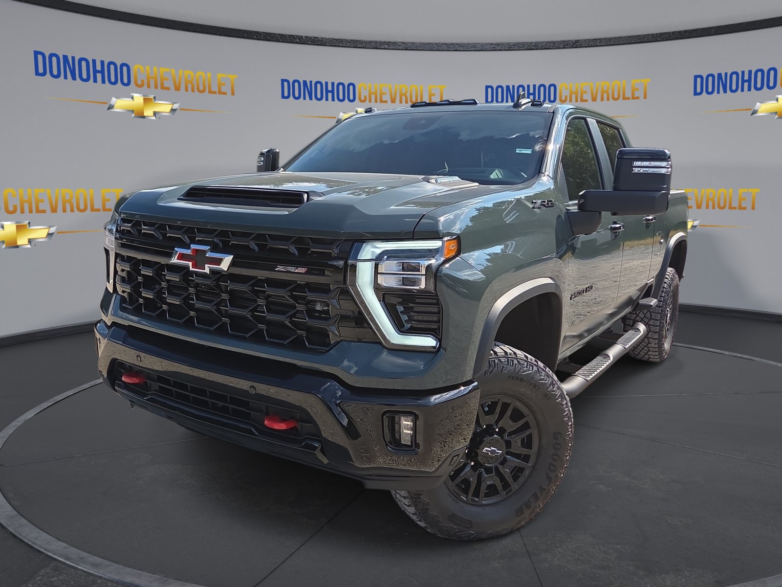 New 2026 Chevrolet Silverado 2500 ZR2 w/ LPO, Dark Essentials Package AWD/4WD image 4