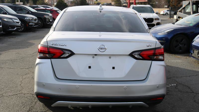Used 2021 Nissan Versa SV image 5