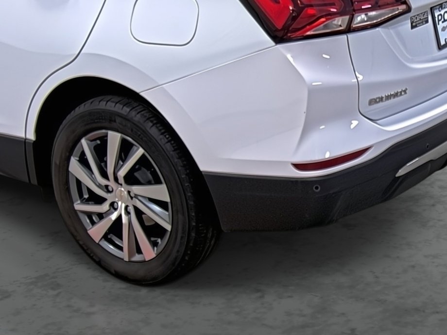 Used 2024 Chevrolet Equinox LT AWD/4WD image 9