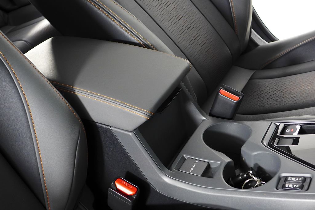 Certified 2025 Subaru Crosstrek 2.5i Limited w/ Crosstrek Mirror Package image 16