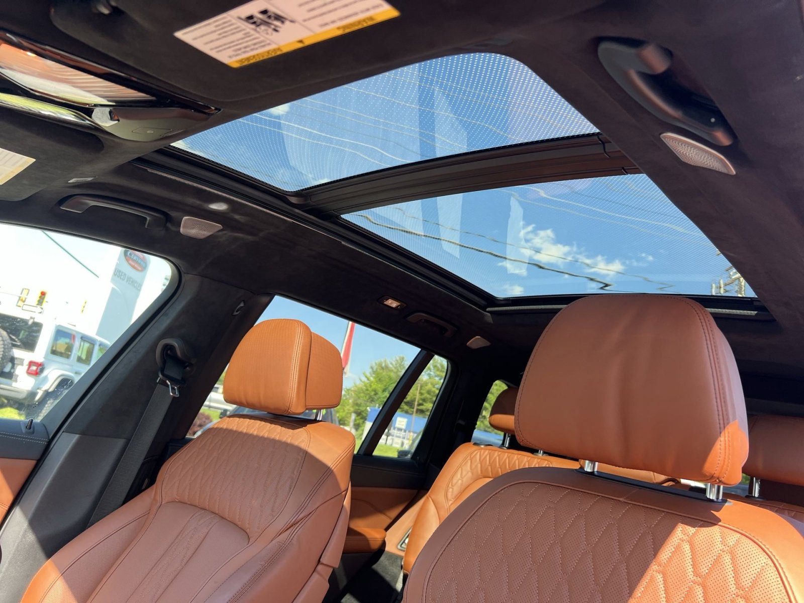 Used 2024 BMW X7 M60i w/ Executive Package AWD/4WD image 24