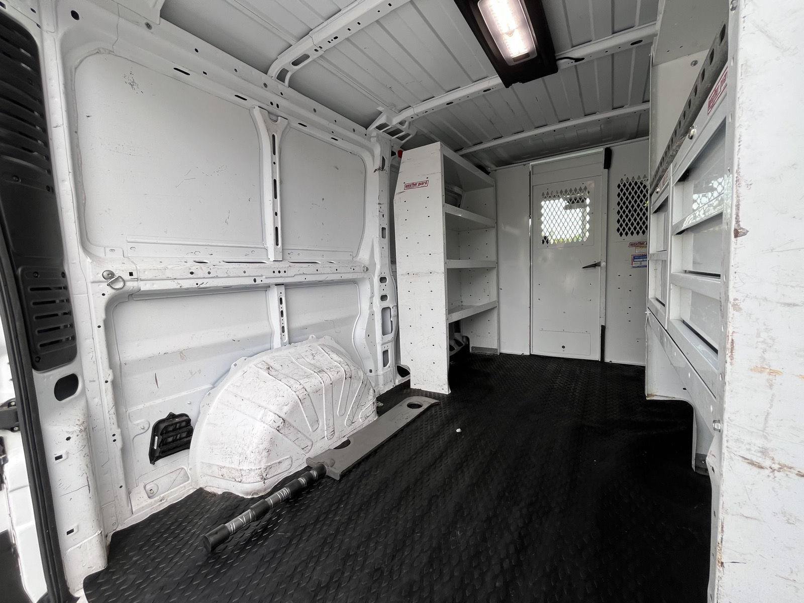 Used 2021 RAM ProMaster 2500 w/ Convenience Group FWD image 16