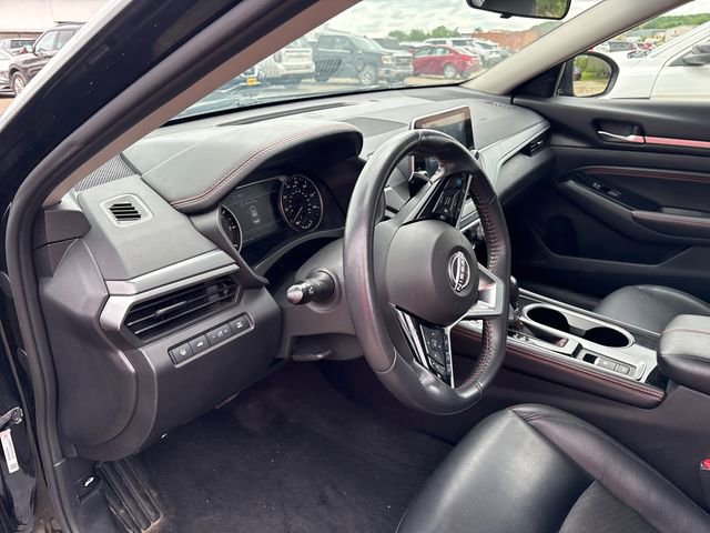 Used 2023 Nissan Altima 2.0 SR AWD/4WD image 8