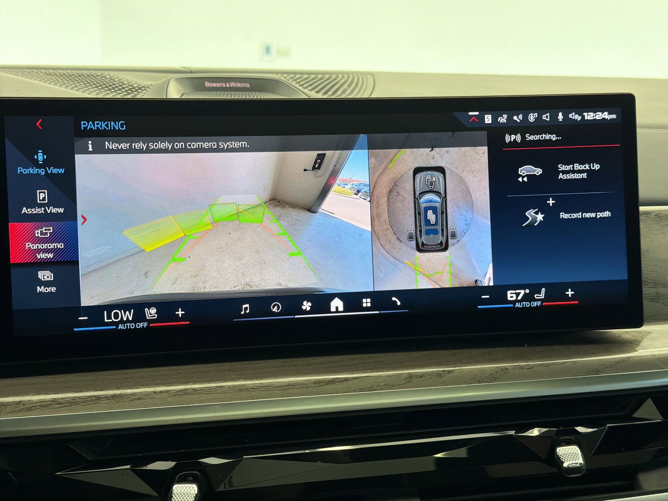 Certified 2025 BMW X7 M60i AWD/4WD image 25