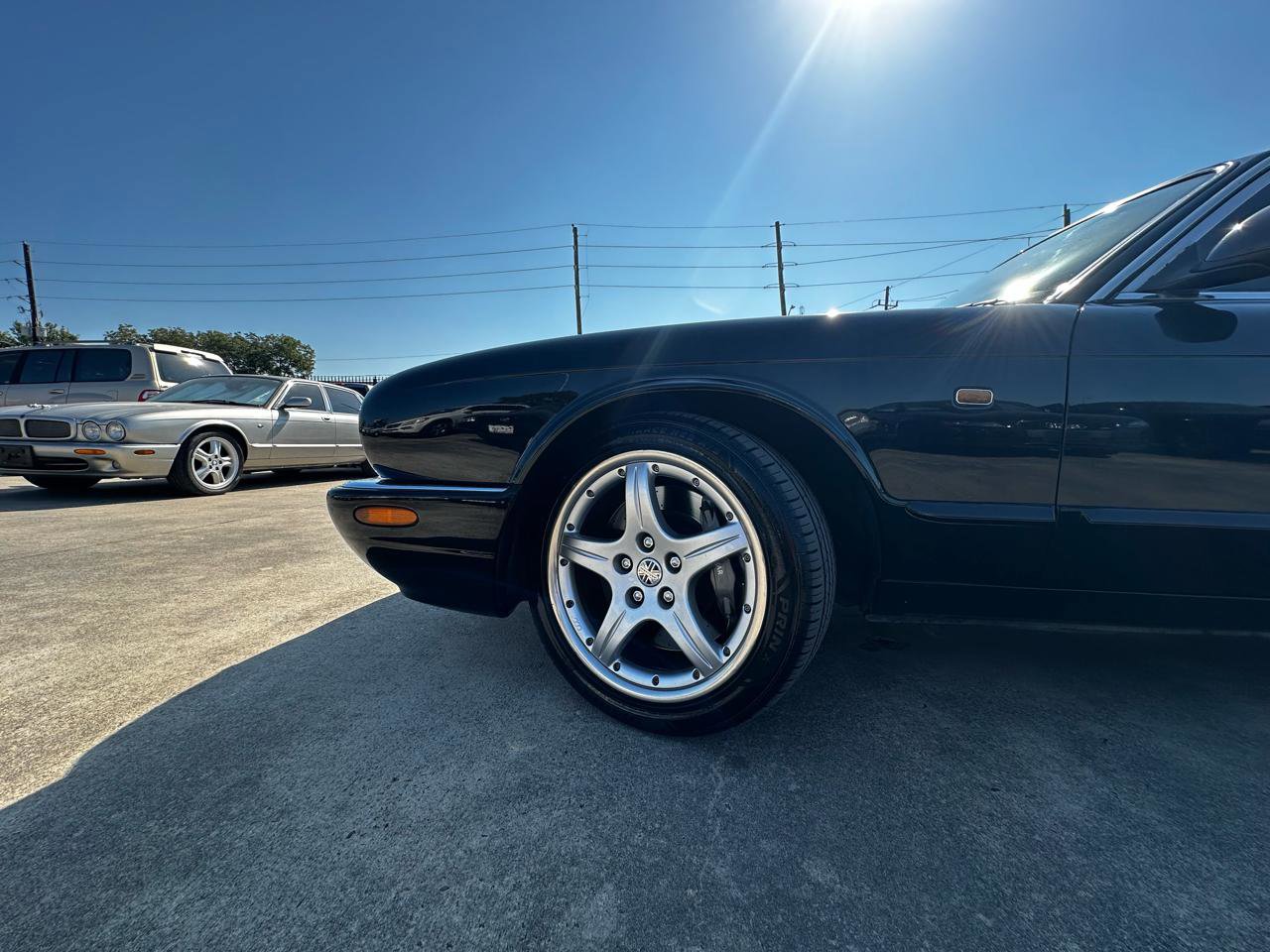 Used 2003 Jaguar XJ8 RWD image 12