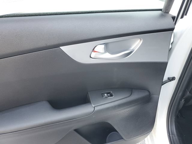 Certified 2023 Kia Forte LXS FWD image 11