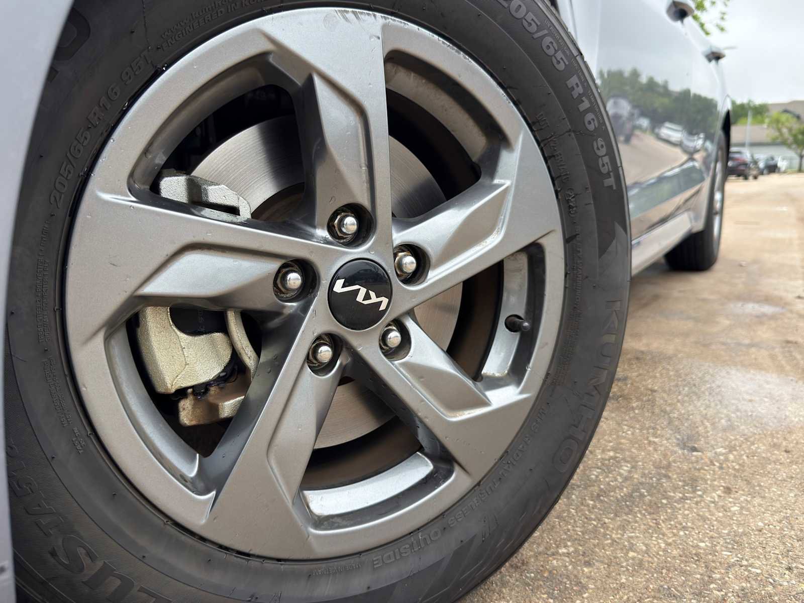 Used 2022 Kia K5 LXS image 2