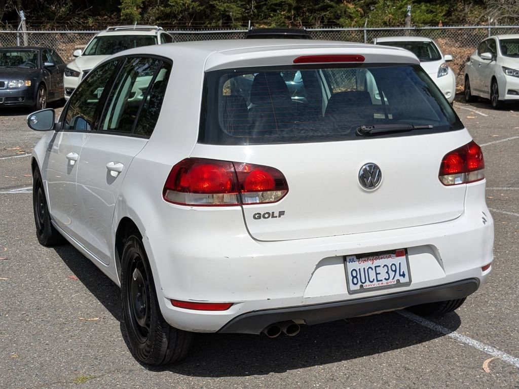 Used 2014 Volkswagen Golf 4-Door image 7
