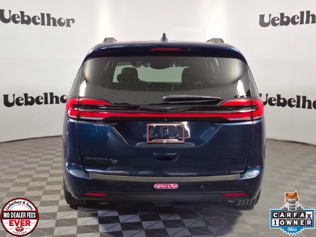 Used 2021 Chrysler Pacifica Touring w/ S Appearance Package FWD image 6