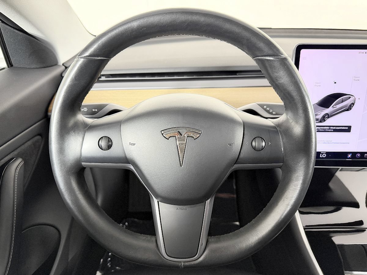 Used 2018 Tesla Model 3 Long Range RWD image 52