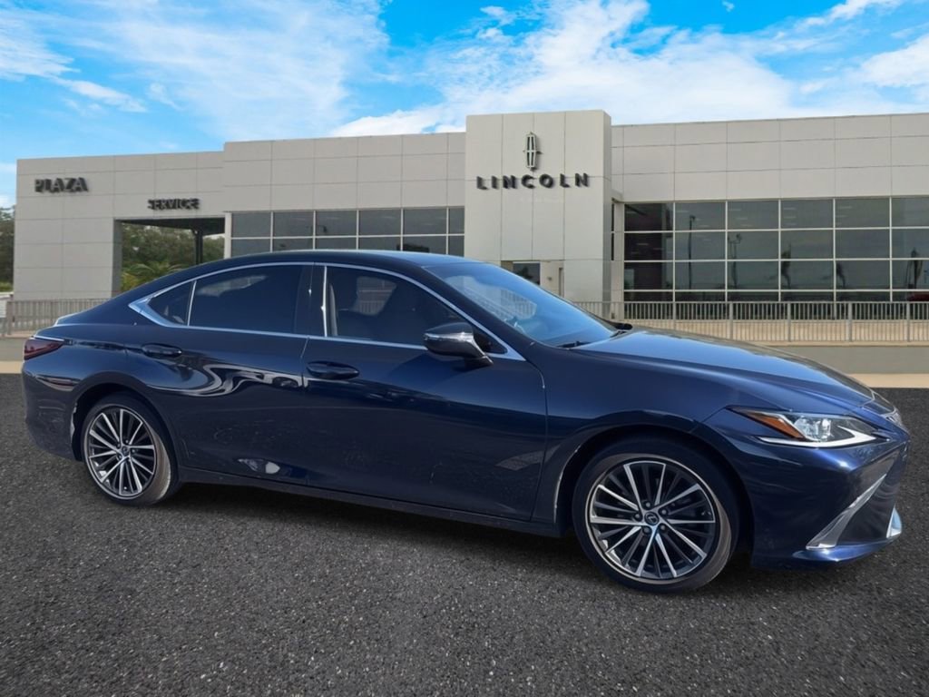 Used 2022 Lexus ES 350 w/ Premium Package image 1