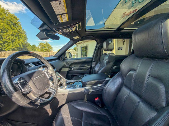 Used 2017 Land Rover Range Rover Sport HSE AWD/4WD image 5