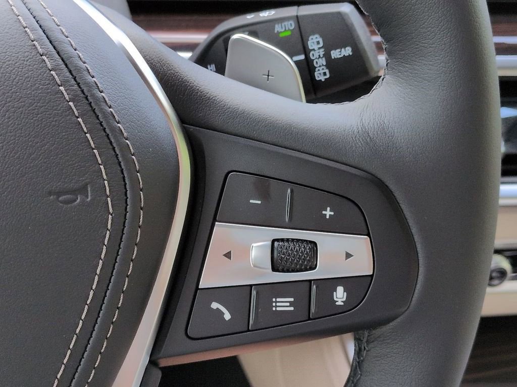 New 2026 BMW X5 xDrive50e w/ Executive Package image 27