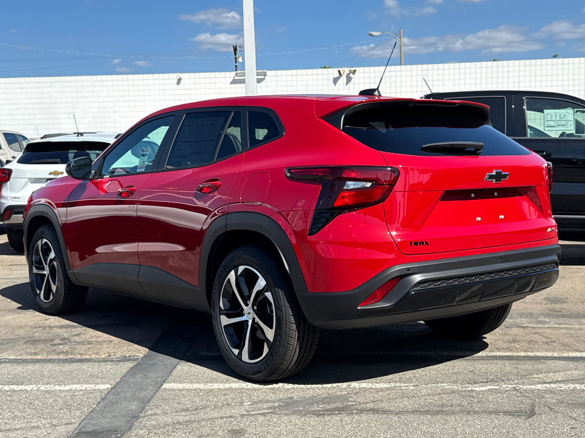 New 2026 Chevrolet Trax RS w/ Sunroof Package FWD image 8