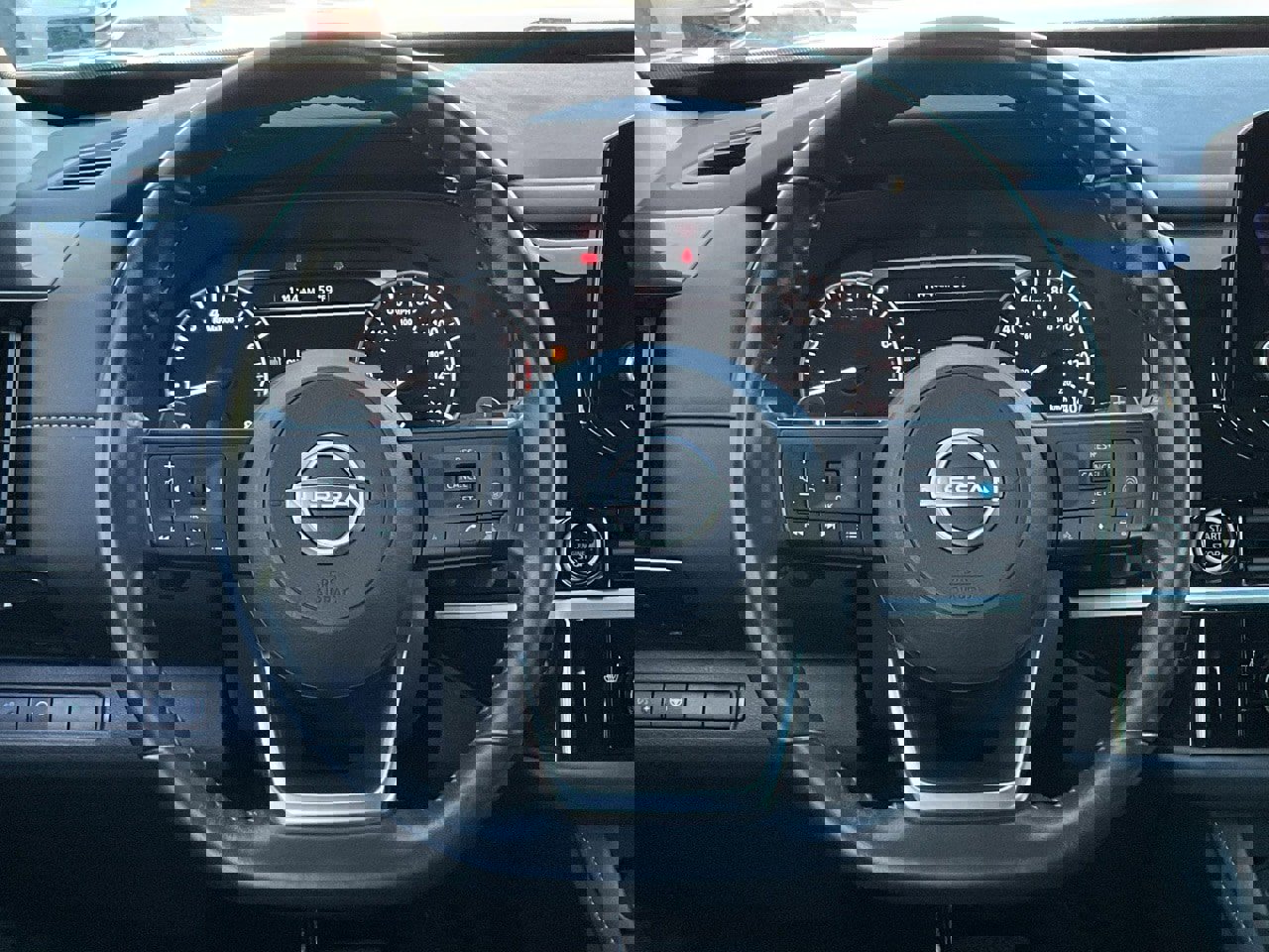 Used 2024 Nissan Pathfinder SV image 23