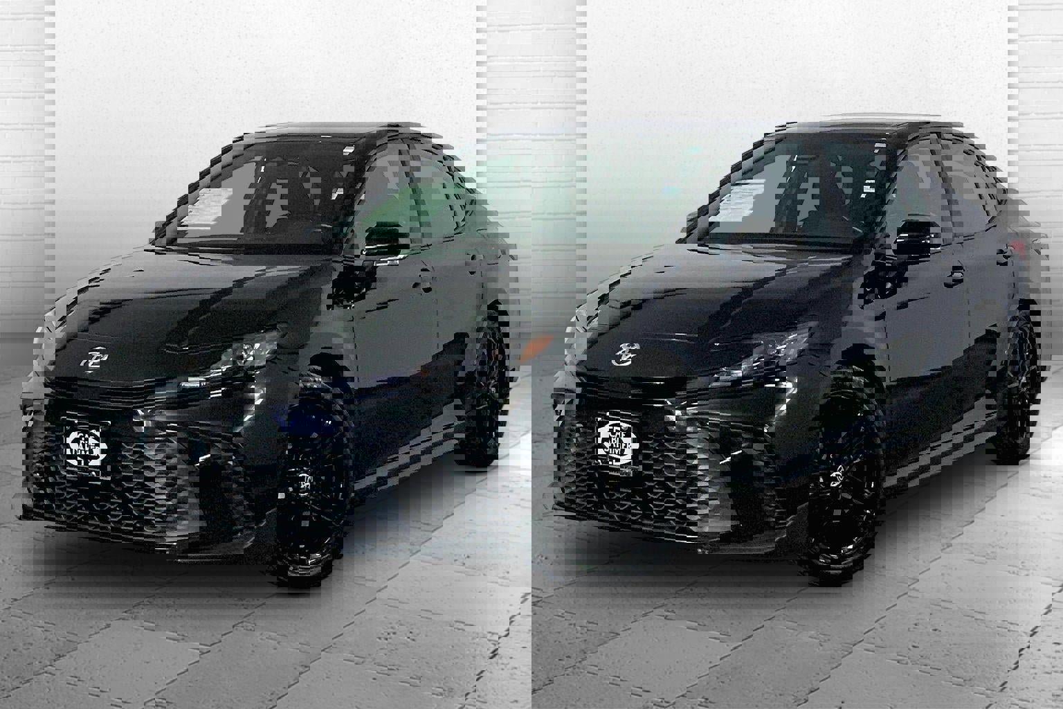 Used 2025 Toyota Camry SE image 12