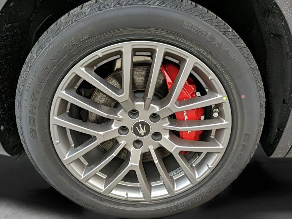 New 2023 Maserati Grecale GT image 14