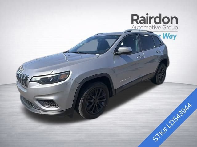 Used 2020 Jeep Cherokee Latitude FWD image 3