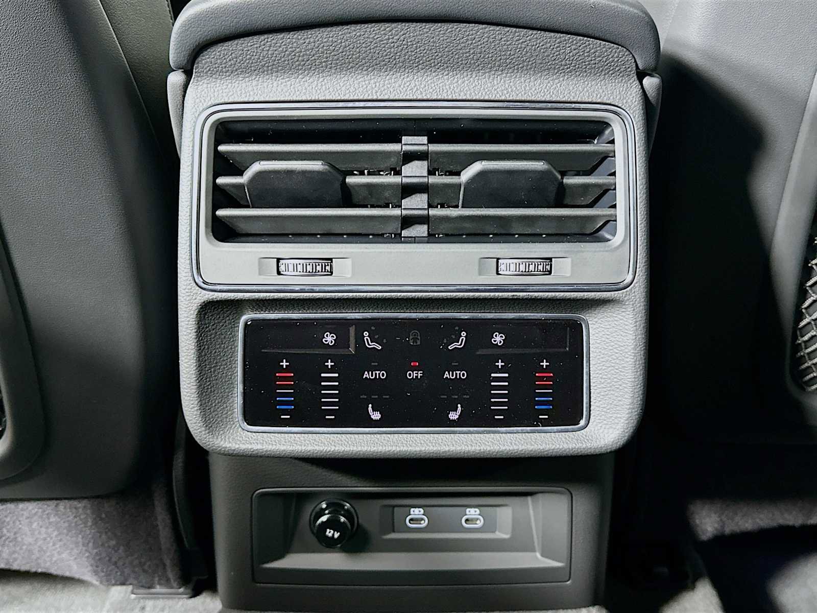 New 2026 Audi Q8 Premium Plus image 24